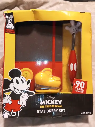 Set de papelería Disney Mickey Edición Especial - miniatura 1