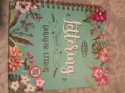 Cuaderno de Lettering Artel con Diseño Floral - miniatura 1