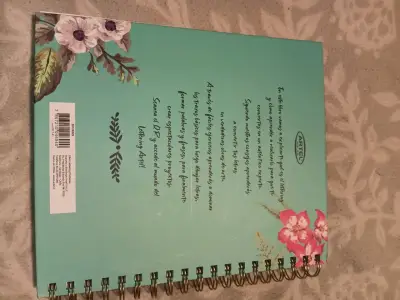 Cuaderno de Lettering Artel con Diseño Floral - miniatura 2