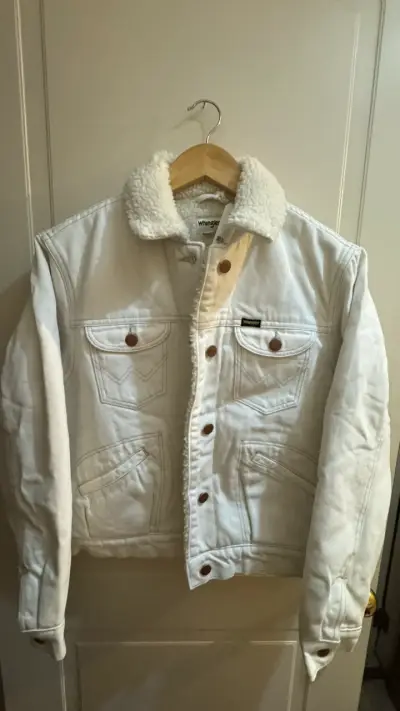 Chaqueta Nueva Wrangler con forro talla S - miniatura 1