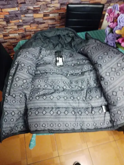 Parka marca polemic, acolchada con diseño interior - miniatura 3