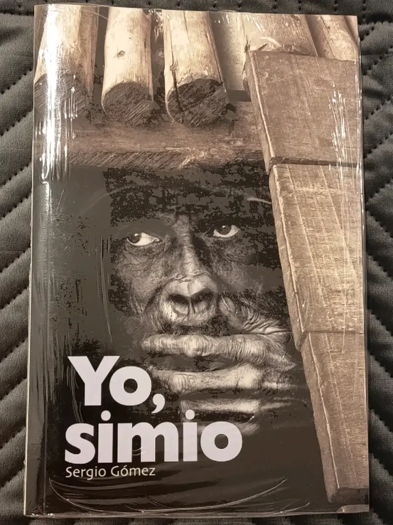 Libro 'Yo, simio' de Sergio Gómez - 1