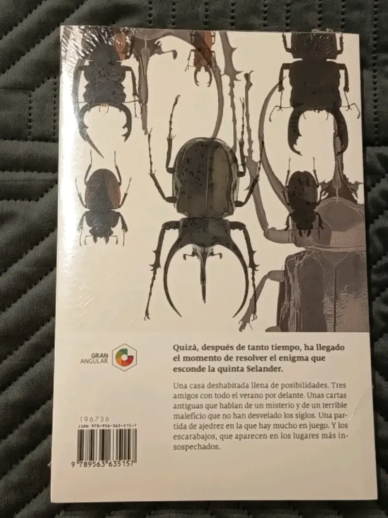 Libro 'Los escarabajos vuelan al atardecer' - 2