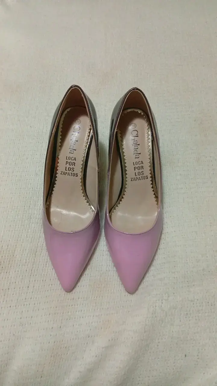 Zapatos de tacón rosa marca Chaleda - 1