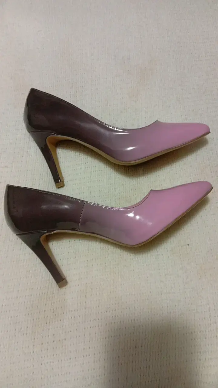 Zapatos de tacón rosa marca Chaleda - 5