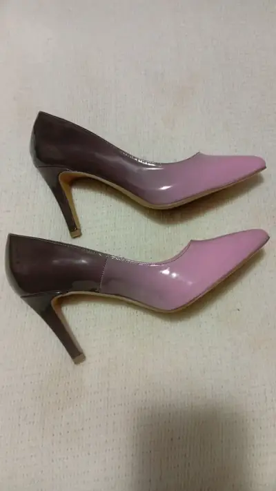 Zapatos de tacón rosa marca Chaleda - miniatura 5