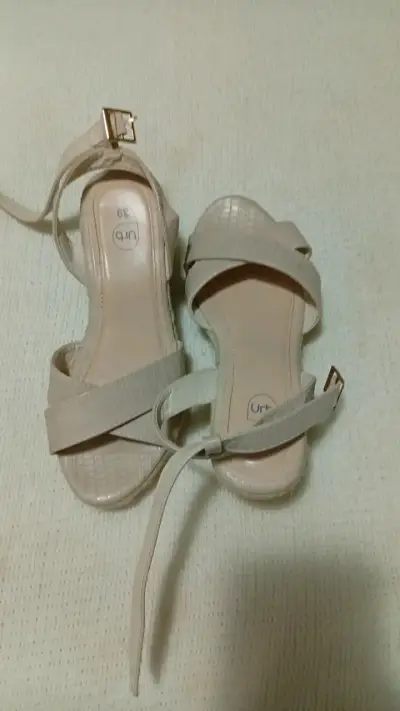 Sandalias beige de cuero sintético Urban 39 - miniatura 1