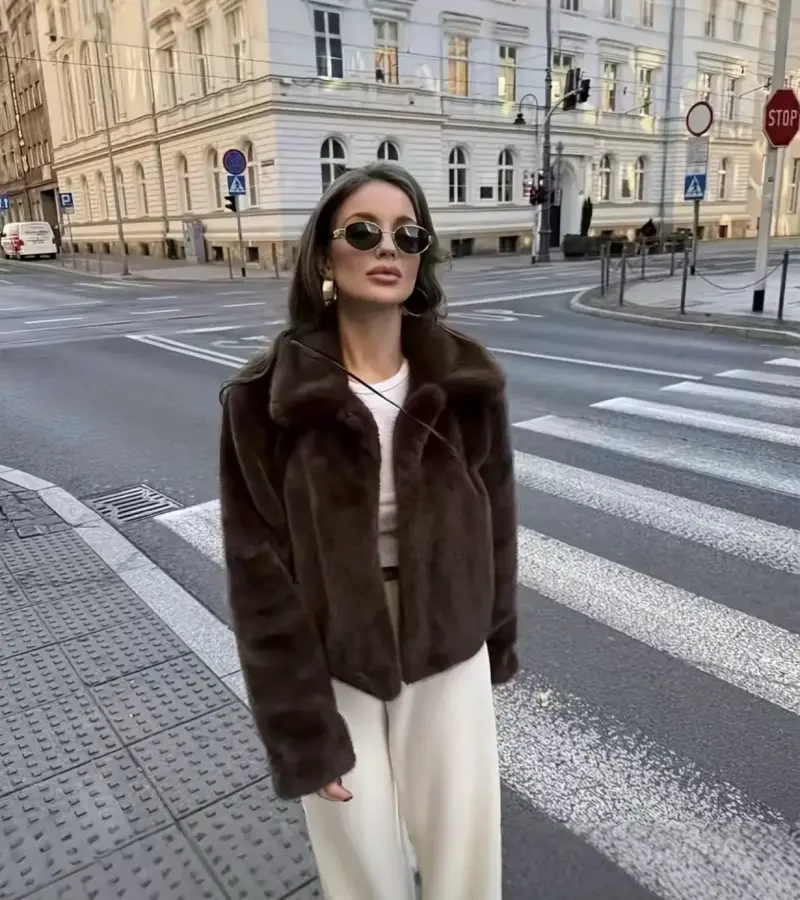 Chaqueta de piel sintética marrón para mujer - 2