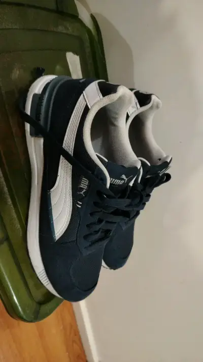 Zapatillas deportivas Puma azul marino - miniatura 1