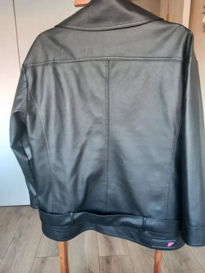 Chaqueta de cuero negra Ellus para mujer - 4