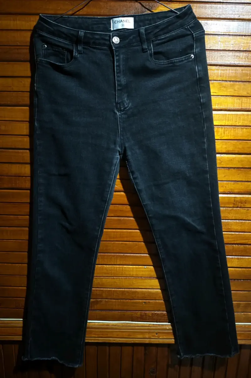Jeans negros de mujer Chanel talla L 42 44 - 1