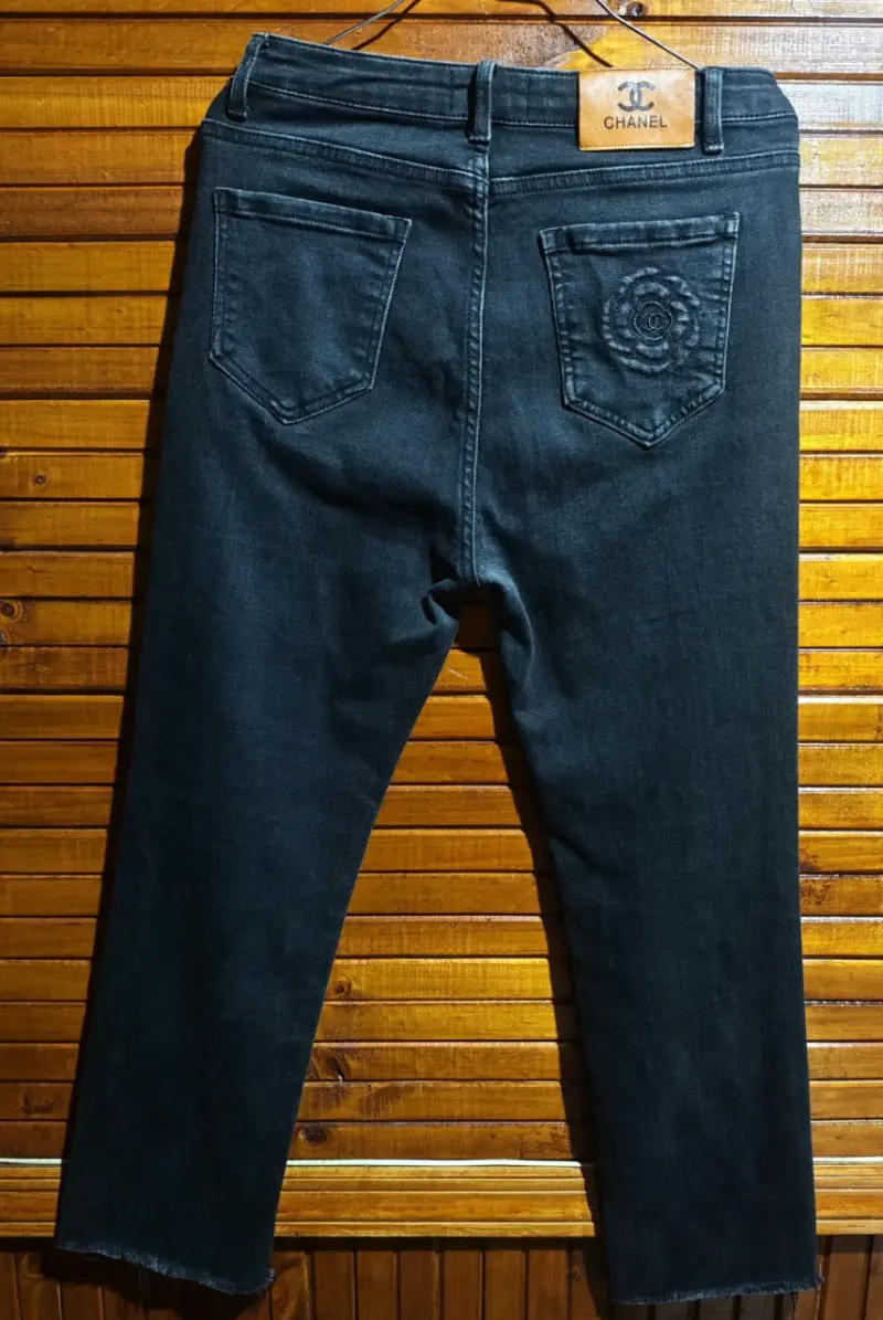 Jeans negros de mujer Chanel talla L 42 44 - 2