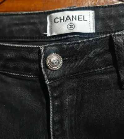 Jeans negros de mujer Chanel talla L 42 44 - miniatura 3