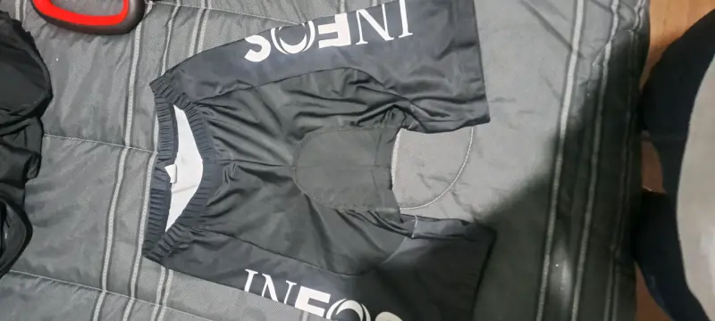 Shorts de ciclismo con acolchado negro - 1