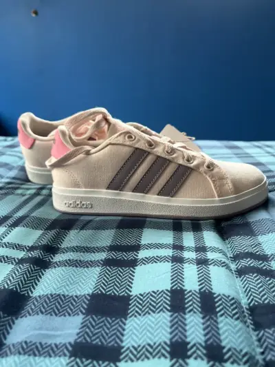 Zapatillas deportivas Adidas rosadas para niña 32 - miniatura 2