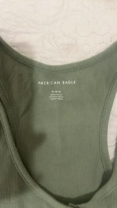 Polera sin mangas verde American Eagle - miniatura 3