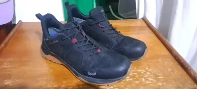 Zapatillas deportivas negras Lippi Vulcano Onyx - miniatura 1