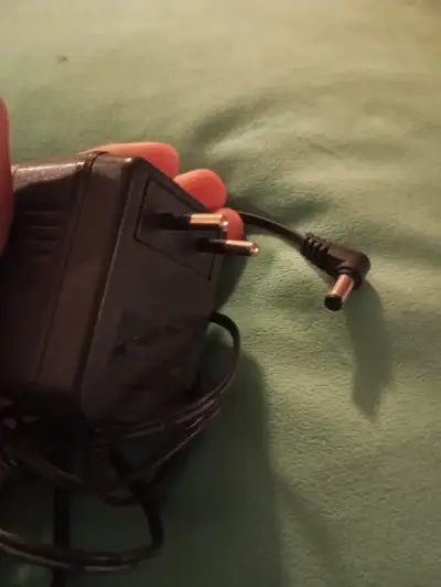 Transformador / Adaptador de Corriente 9V 500mA (0 - miniatura 2