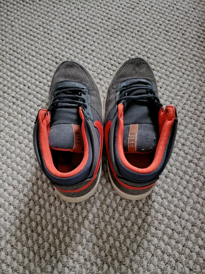 Zapatillas Nike altas gris y naranja - 3