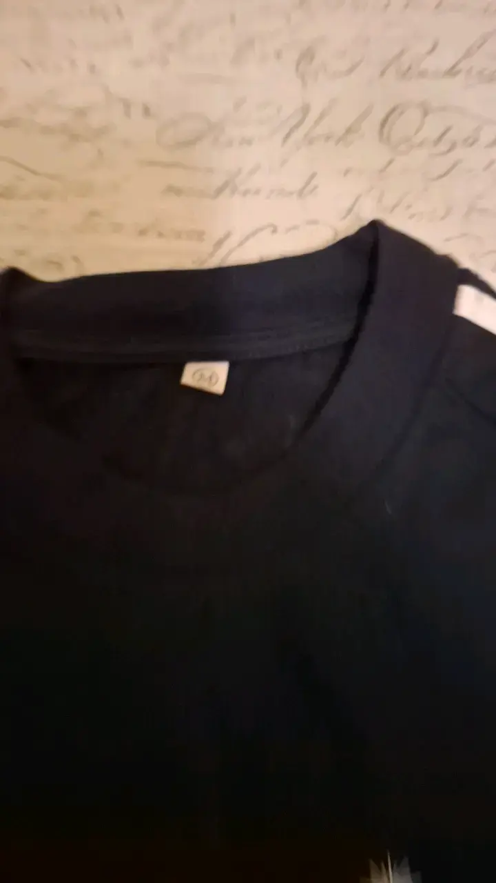 Polera azul con diseño Futuro Mechón - 3