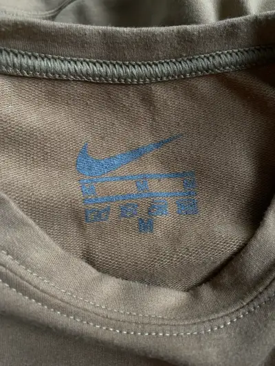 Polerón Nike - miniatura 4