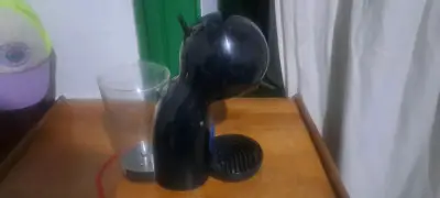 Cafetera Nescafé Dolce Gusto Piccolo xs - miniatura 2