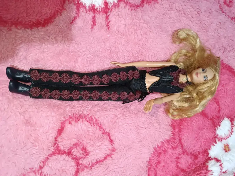 Muñeca Shakira mattel 2002 aprox - 3