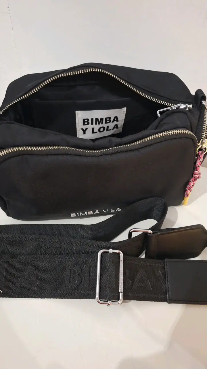 Bandolera negra Bimba y Lola con correa ajustable - 1