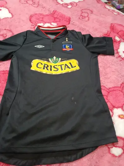 Camiseta talla S Colo-Colo Umbro negra 2013 - miniatura 1