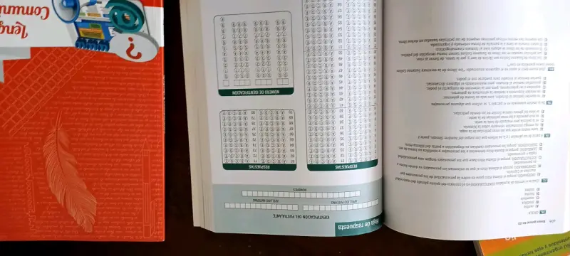 Libros de preparación PSU Lenguaje y Biología - 2