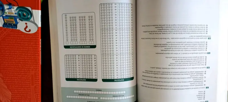 Libros de preparación PSU Lenguaje y Biología - 3