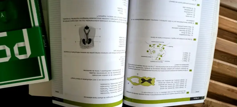 Libros de preparación PSU Lenguaje y Biología - 5