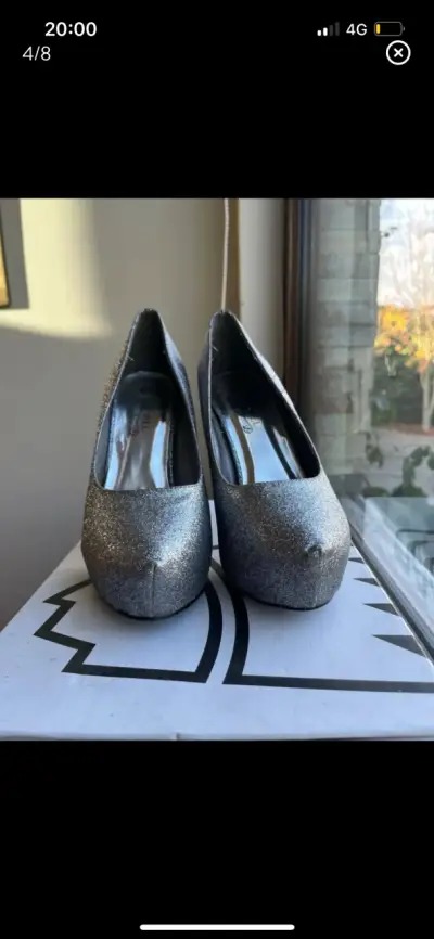 Tacones Altos Plateados con Brillo para Mujer - miniatura 4