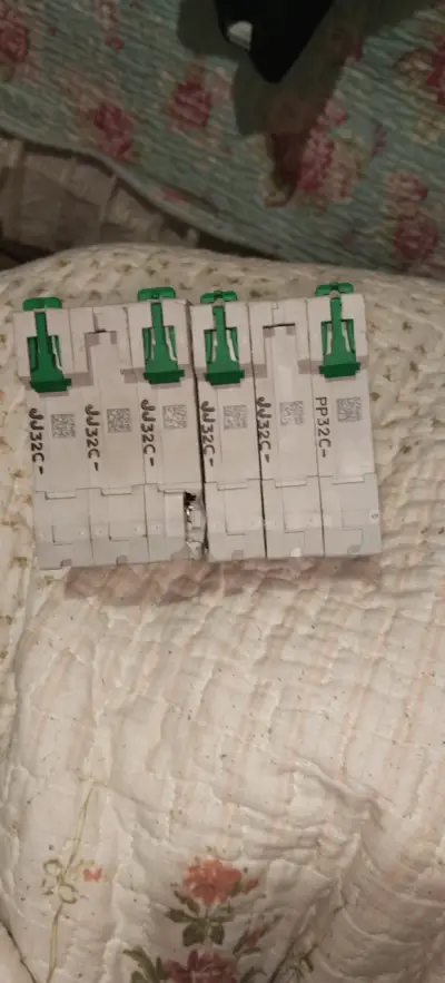 Equipos eléctricos - miniatura 2
