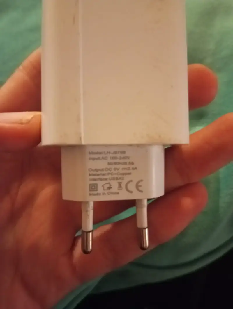 Cargador de Pared Doble USB IRM 2.4A - 2
