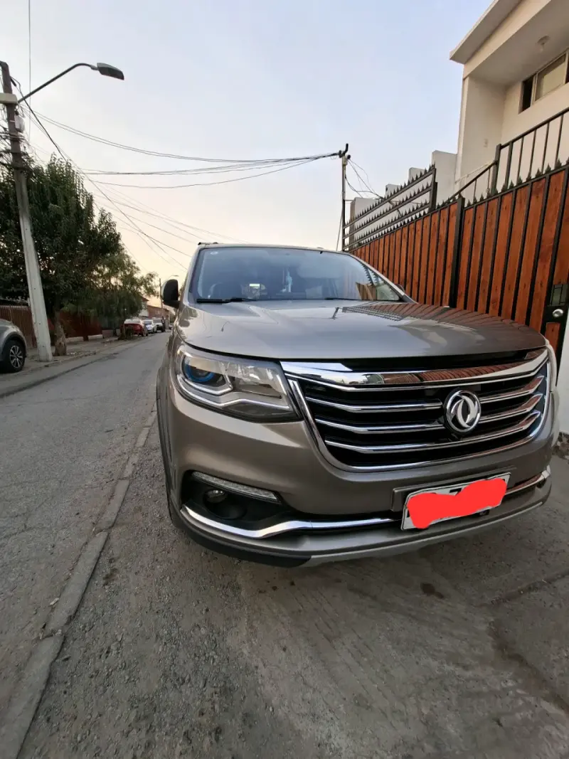SUV familiar en excelente estado - 4