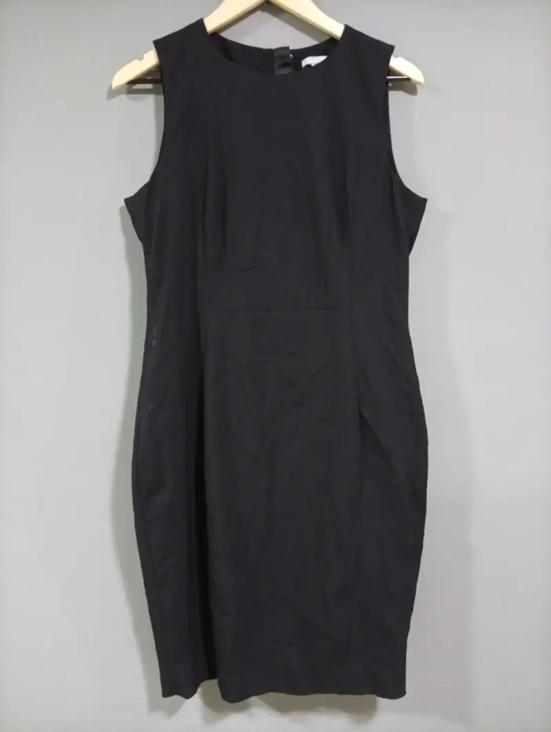 Vestido negro con detalles blancos Calvin Klein - 5