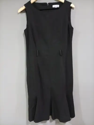 Vestido negro con detalles blancos Calvin Klein - miniatura 6
