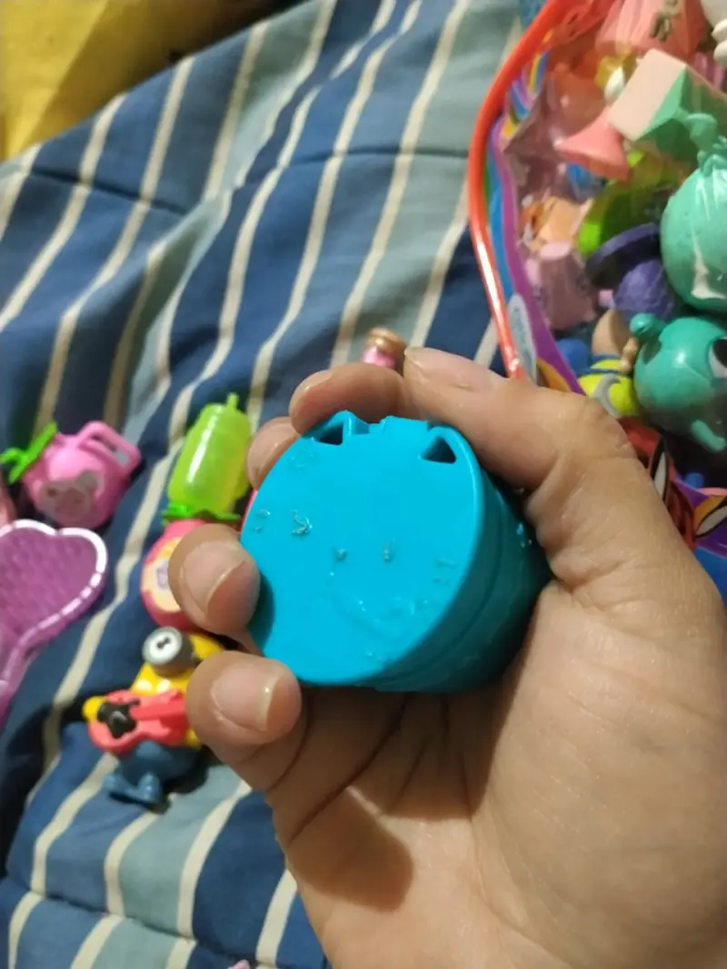 Set de juguetes pequeños con figuras y accesorios - 3