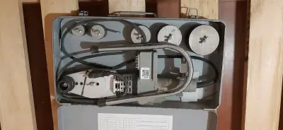 Máquina de fusión para tuberías de plástico - miniatura 3