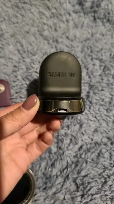 Smartwatch samsung SM-R800 con correa y cargador - miniatura 6