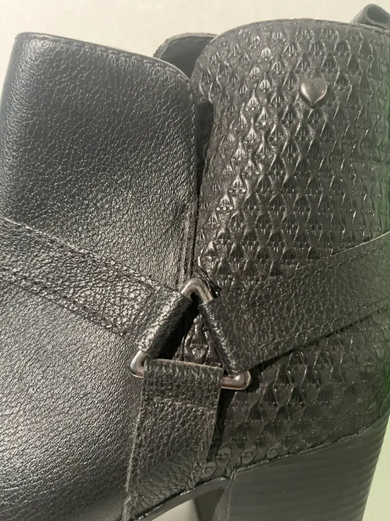 Botines de cuero negro con tacón medio - 2