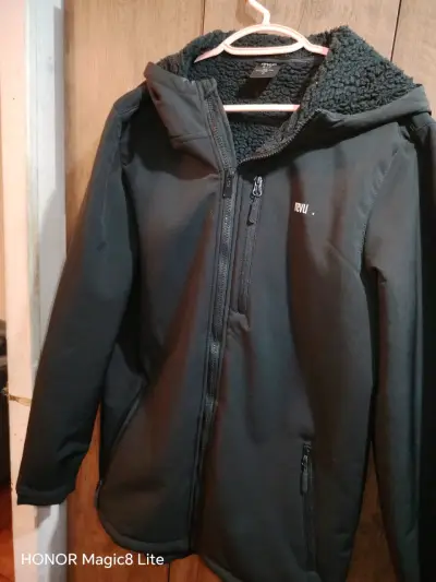 Chaqueta negra con forro polar para hombre - miniatura 1