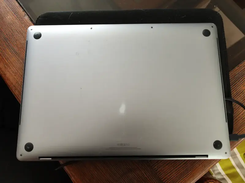MacBook Pro 16" 2019 i9 2.3Ghz, 1TB SSD , 16GB. - 6