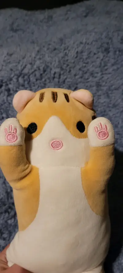Peluche de gato tierno y suave - miniatura 1