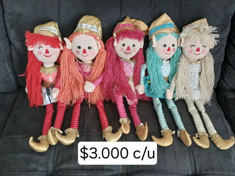 Set de peluches variados para niños - 2