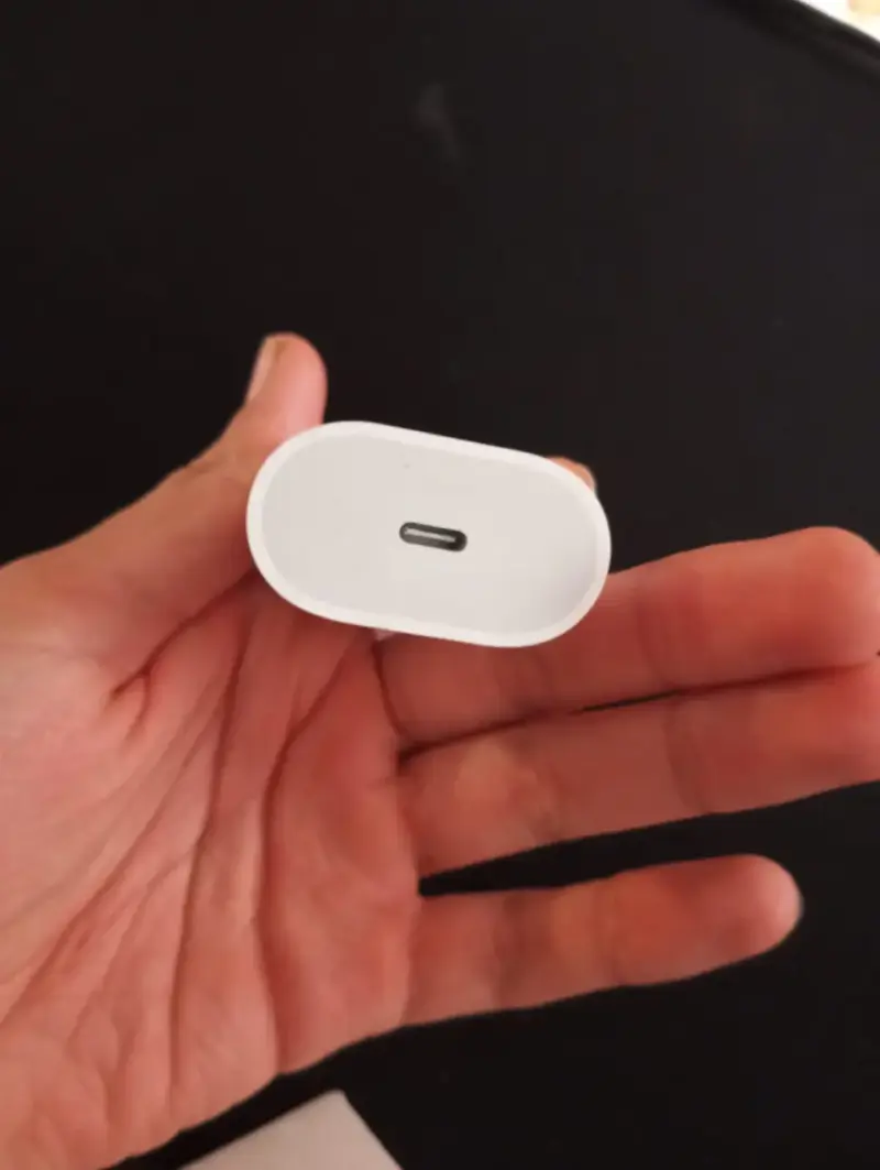 Cargador Apple 20W USB-C Original (Comprobado 56g - 4