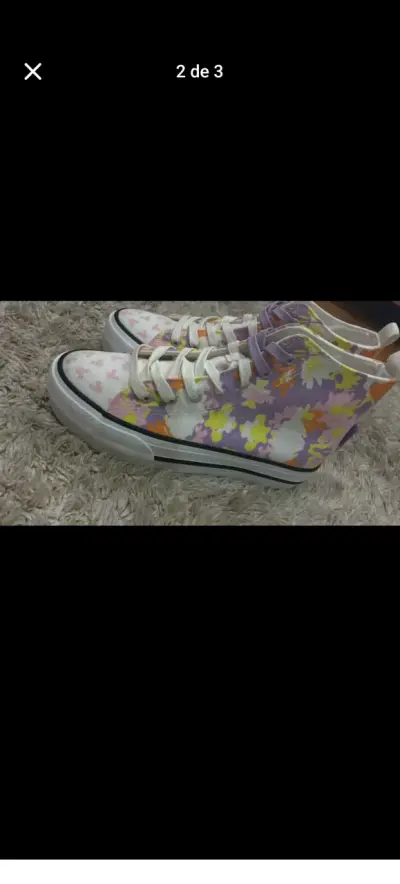 Zapatillas altas con diseño floral multicolor - miniatura 2