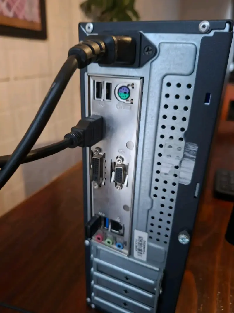 Vendo pc de escritorio - 5
