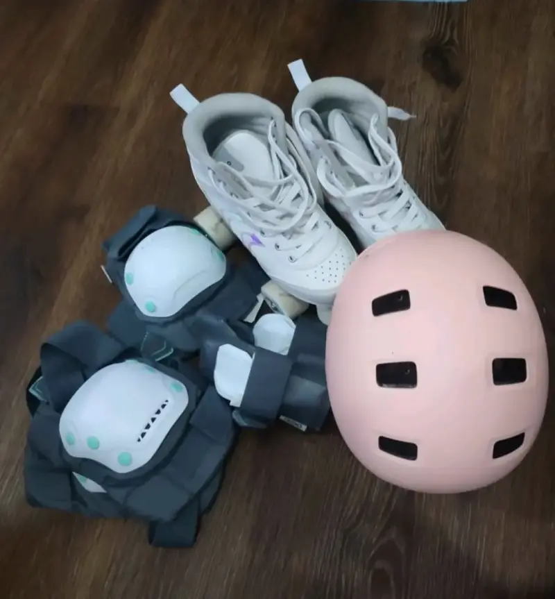 Patines de cuatro ruedas blancos con diseño holográfico - 6